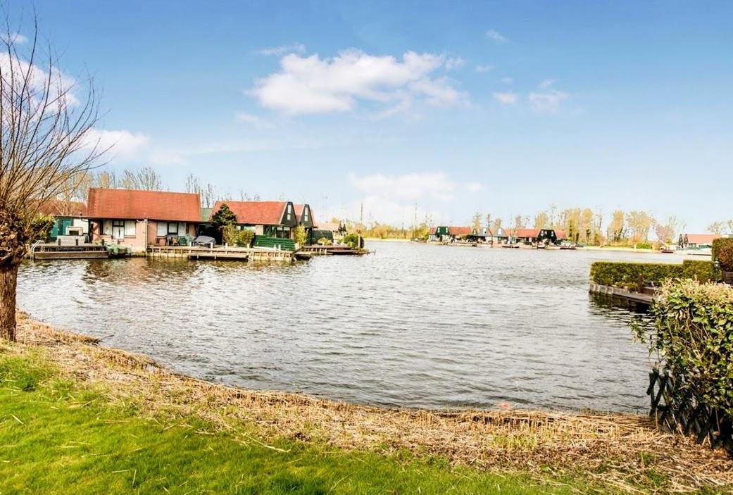 Luxe Vakantiehuisje In Prachtige En Rustgevende Omgeving Nieuwe-Niedorp Bagian luar foto